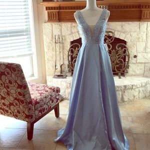 Bee Darlin prom dress blue/bejeweled top Sz-3/4